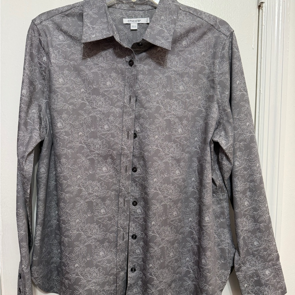 Chico's women linien Gray Floral Button-Down Shirt